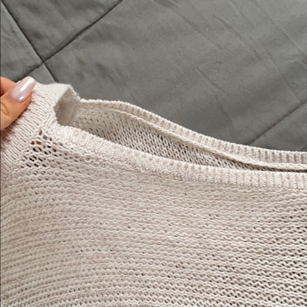 sweater - Picture 2 of 3